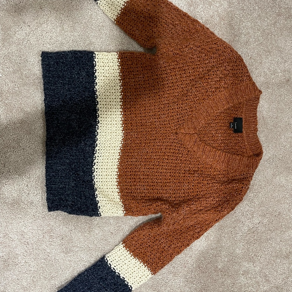 Lumière Beautiful Sweater